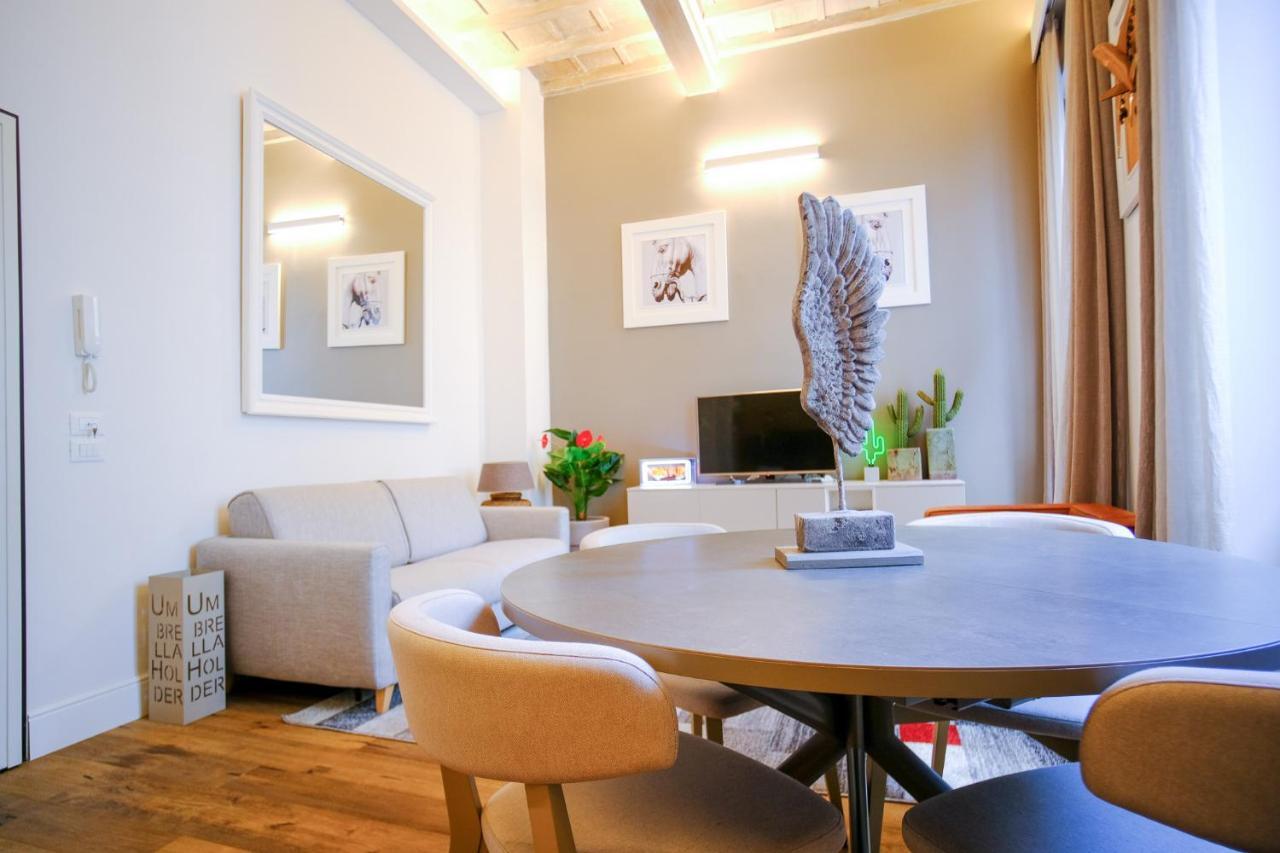 Dolcevita Boutique Apartment Firenze Bagian luar foto